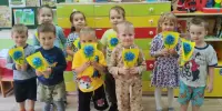 МАМОЧКУ ЛЮБИМУЮ ПОЗДРАВЛЯЕМ МЫ!